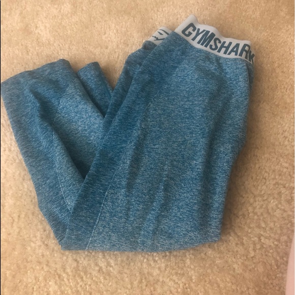 Gymshark Pants - Gymshark cropped flex leggings